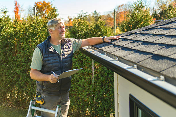 Professional Roofing technician working in Piney Point, MD